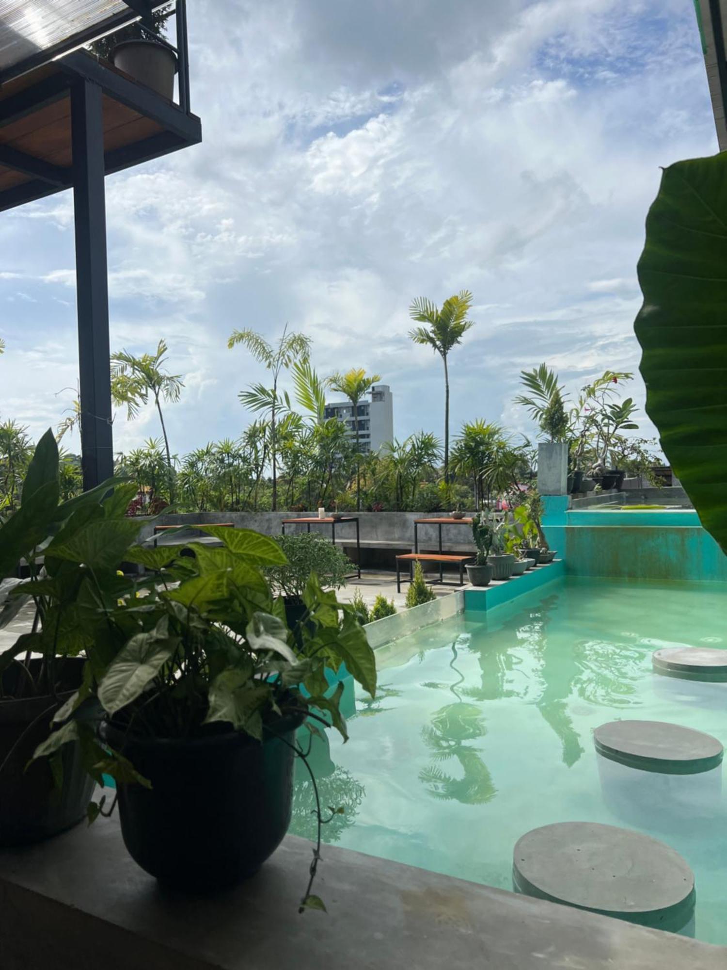 Yasis Surf Lodge Mirissa Exterior foto